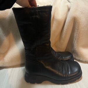 La CANADIENNE Black Leather Mid-Calf Winter Boots